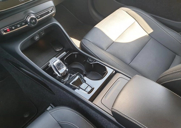 Volvo XC 40 cena 124900 przebieg: 53975, rok produkcji 2019 z Warszawa małe 277